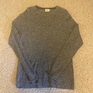 Faherty gray sweater size Large NWOT